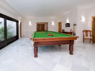 Palacete Golf Royale-1